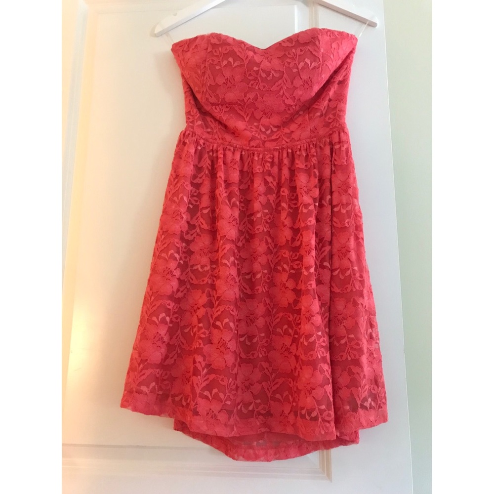 Pink Strapless lace dress